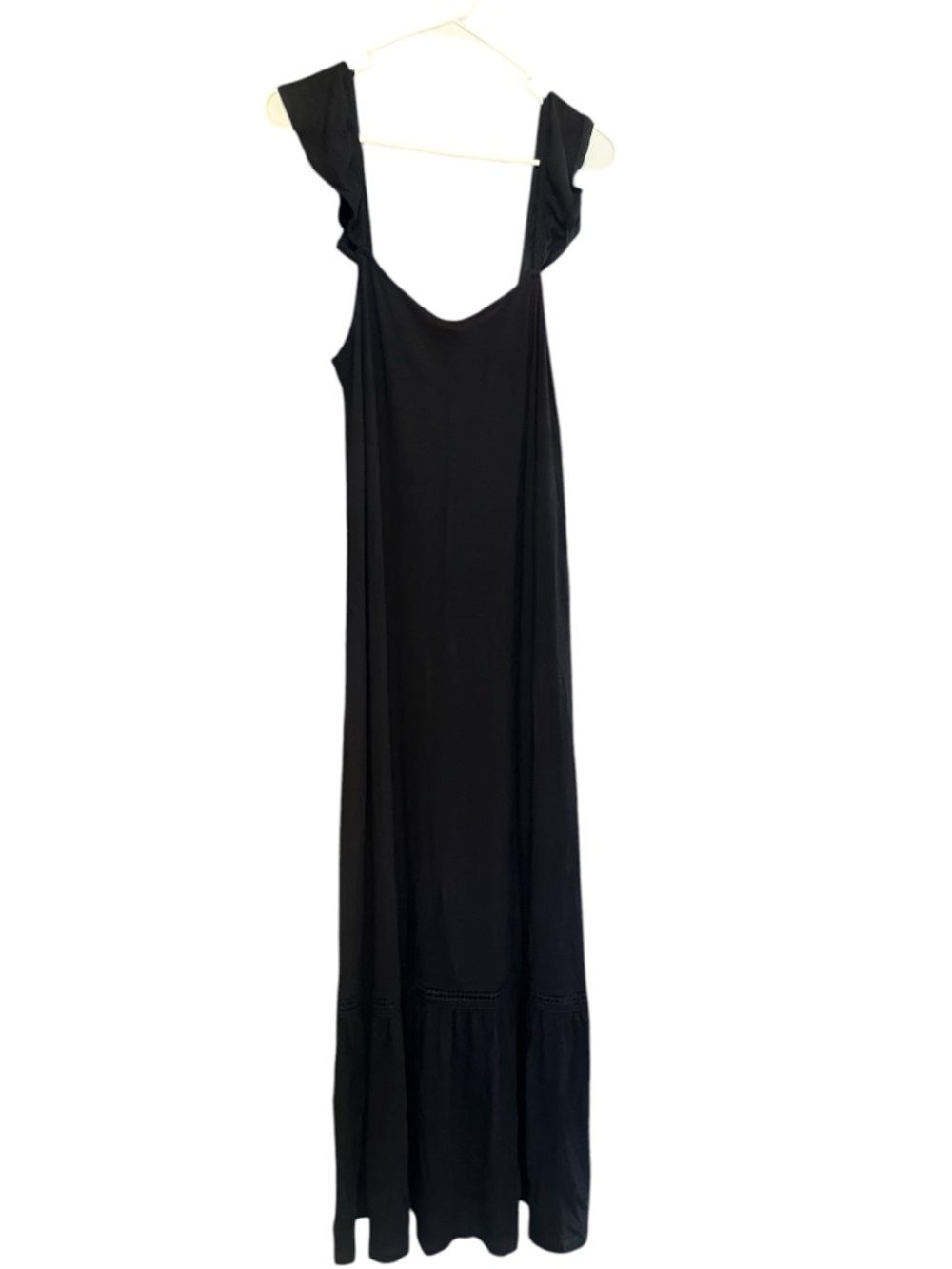 Woman’s Asos Black tired knit maxi dress with ruffled sleeves size 6